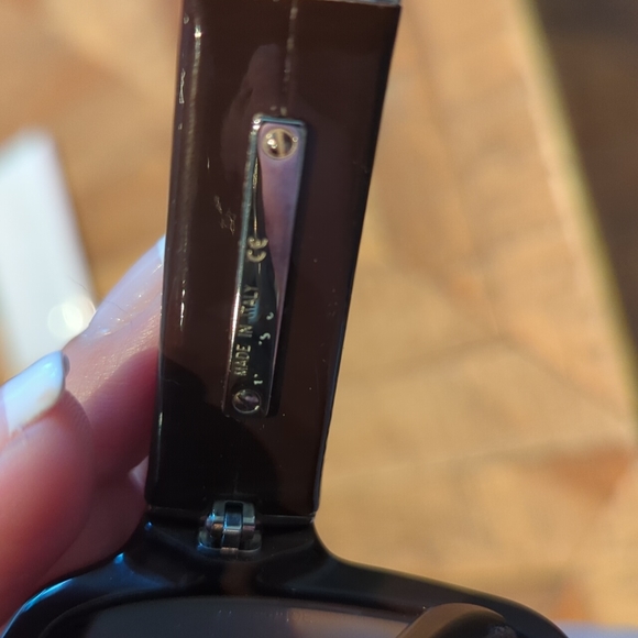 Brown oversized Chanel polarized sunglasses - Picture 8 of 13